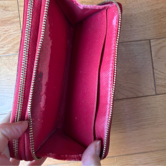 Coach Brown & Red Trim Wallet 6.5” X 4” - Picture 6 of 9